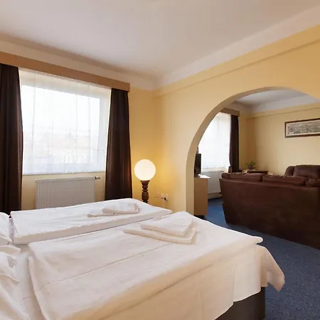 Belvedere Hotel 3*